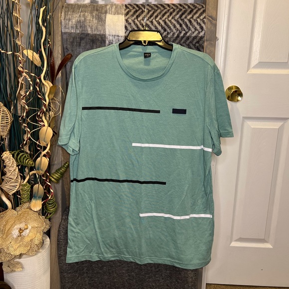 SHEIN stripe tee - Picture 2 of 5